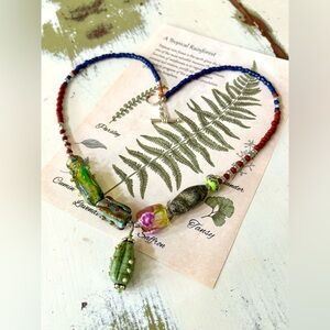 EUC Murano Green Floral Art Glass Blown Beaded with Red Jasper Necklace